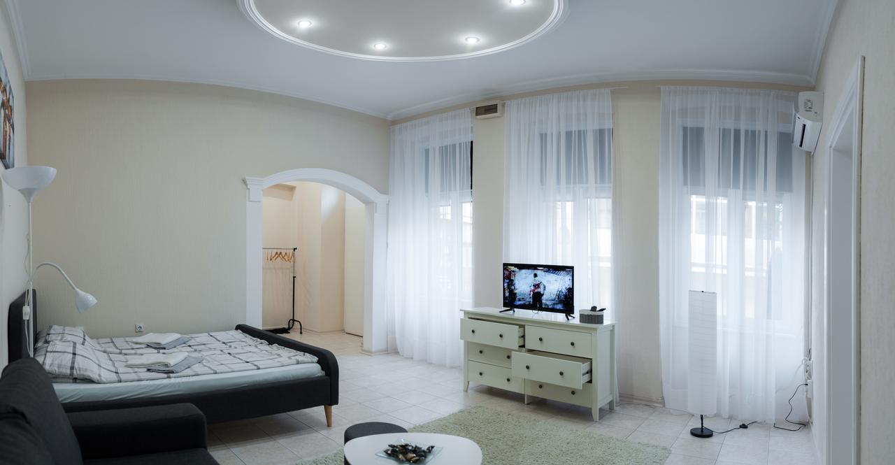 Mainstreet Apartman Суботиця Екстер'єр фото
